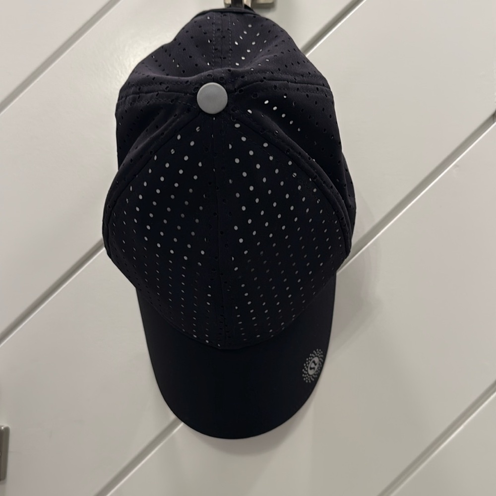 Lululemon Sea Wheeze Running Hat